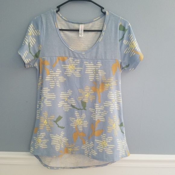 Lularoe classic T - Picture 2 of 2